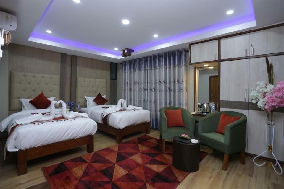 Hotel Marinha Катманду Екстериор снимка