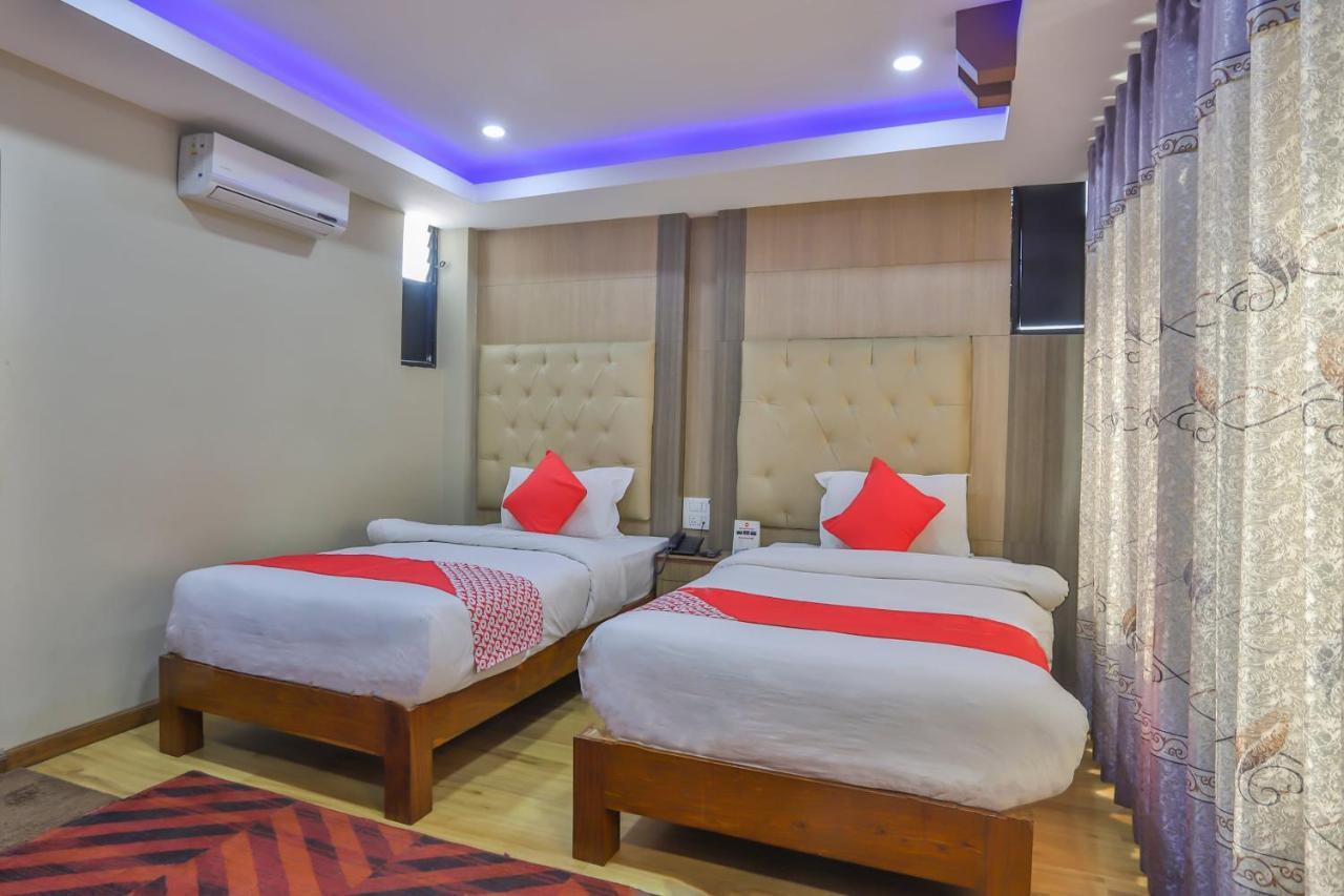 Hotel Marinha Катманду Екстериор снимка