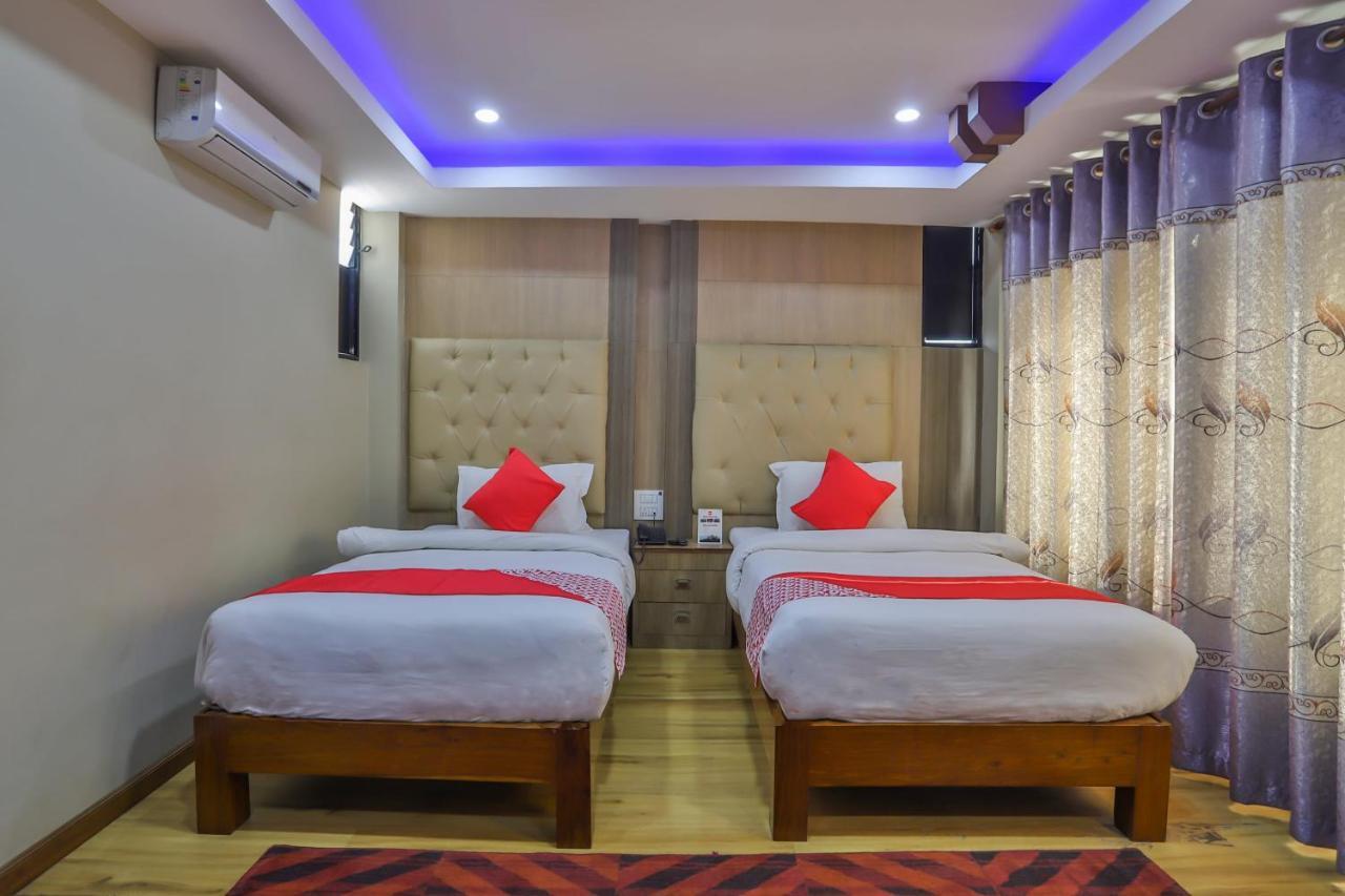Hotel Marinha Катманду Екстериор снимка