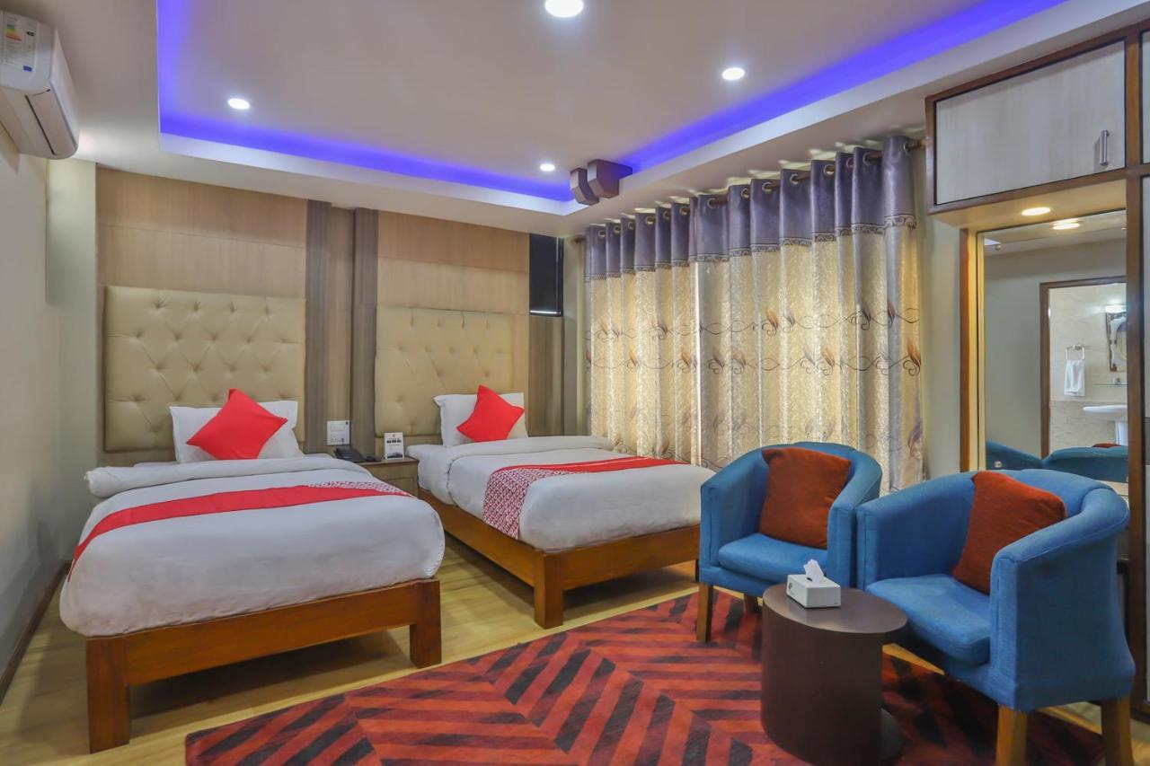 Hotel Marinha Катманду Екстериор снимка